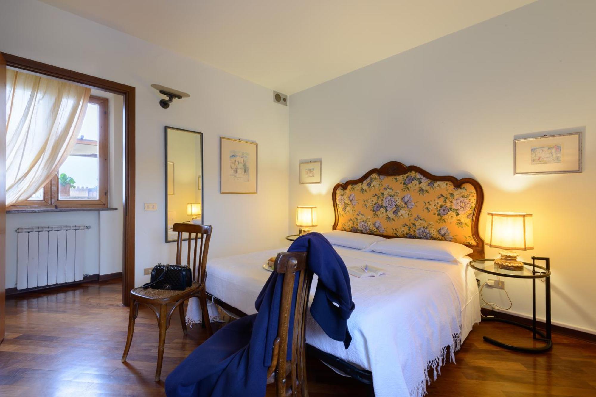 Appartamento La Dimora Di Amedeo Siena Esterno foto